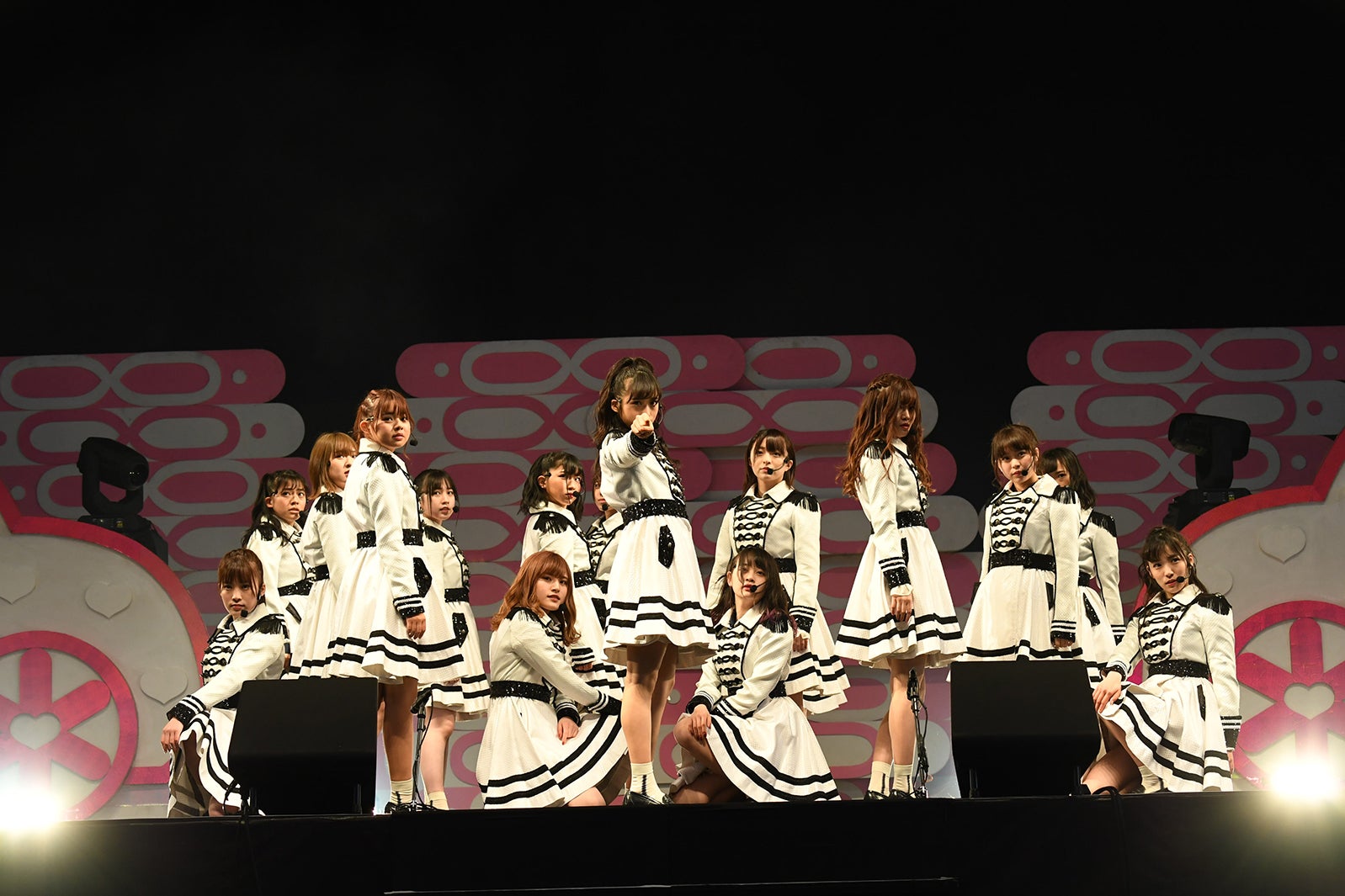 AKB48／4月14日夜公演の様子（C）AKS