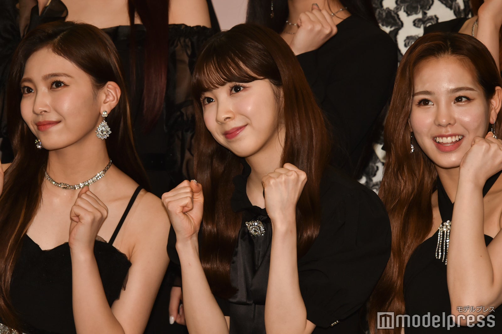 MAYUKA、MIIHI、MAKO （C）モデルプレス