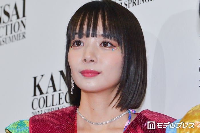 岡田紗佳、ボブから印象ガラリ イメチェン姿公開で反響「美しい」「無敵」