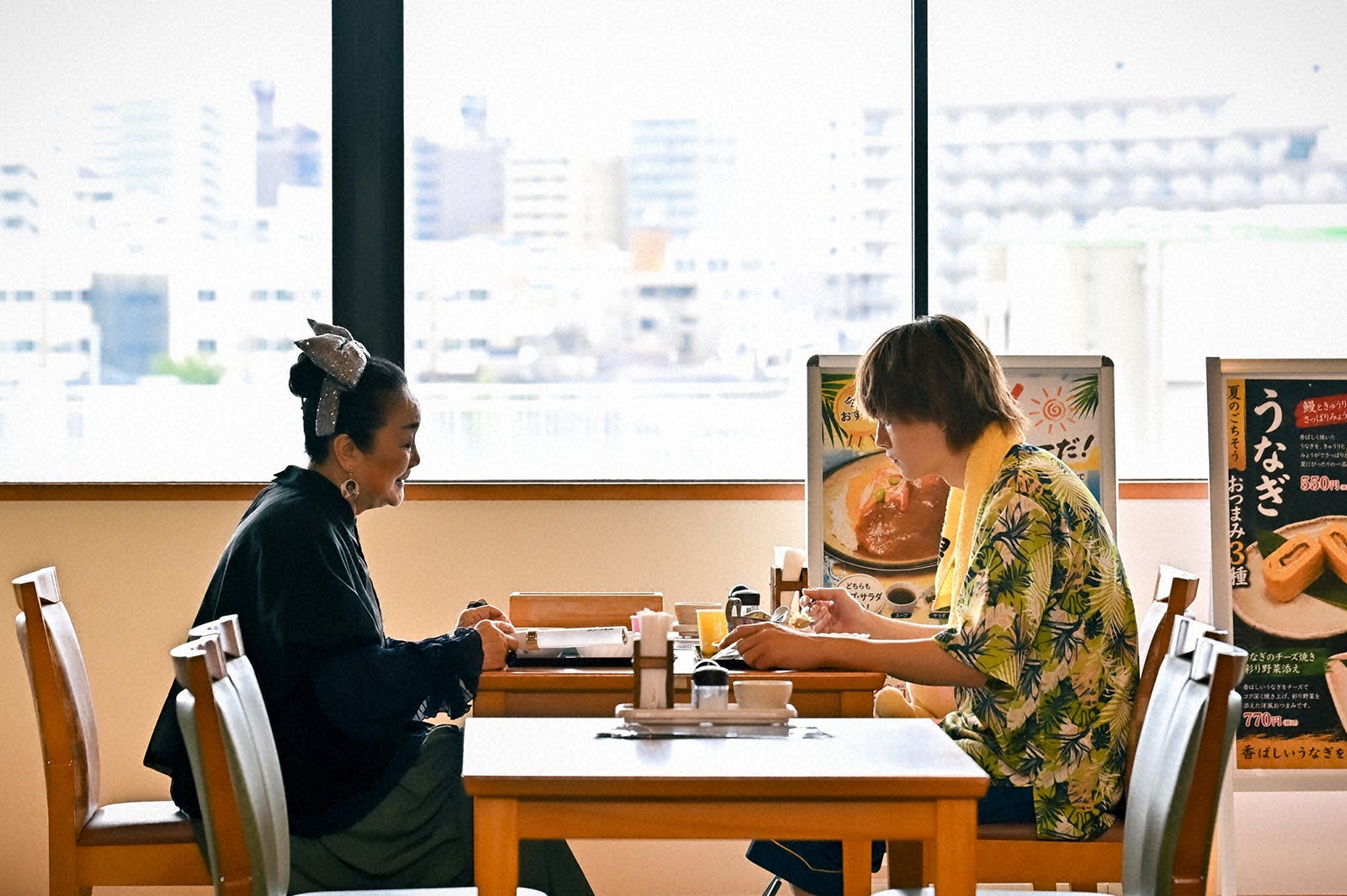 白石加代子、佐野勇斗「君の好きは無敵」第7話（C）TBS