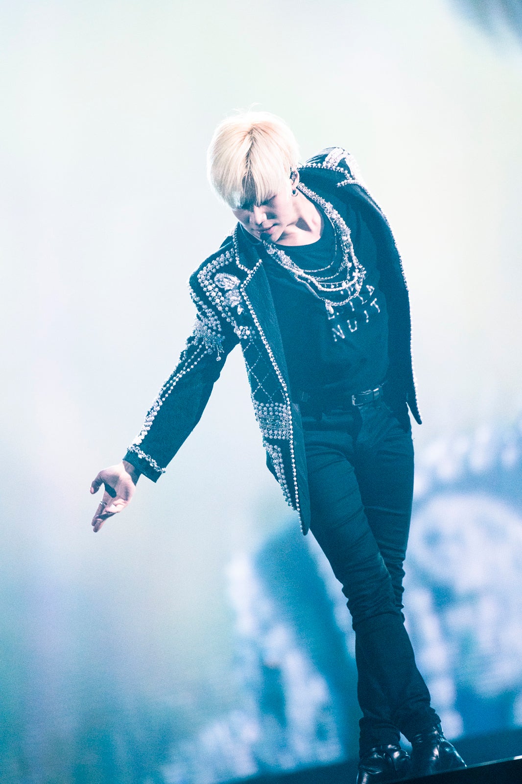 テミン（6月25日、日本武道館）／撮影：田中聖太郎