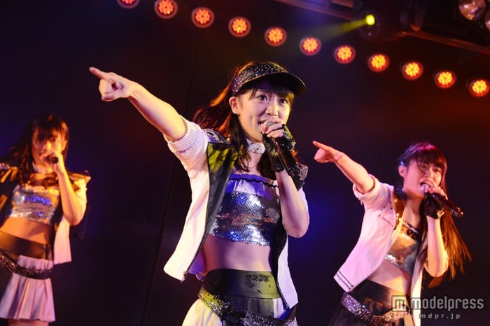 大島優子 最後 の劇場公演で涙 ドラフト生も初登場 写真特集 セットリスト モデルプレス 大島優子 最後 の劇場公演で涙 ドラフト生も初登場 写真特集 セットリスト モデルプレス