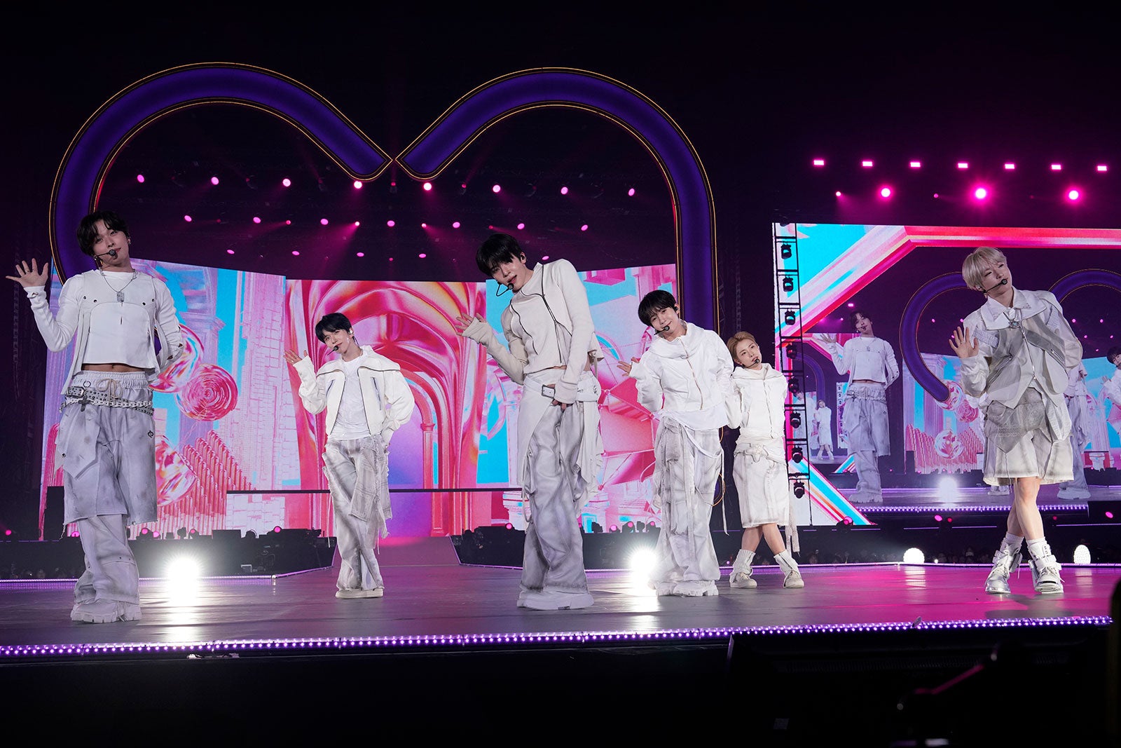 NCT WISH／撮影：田中聖太郎写真事務所