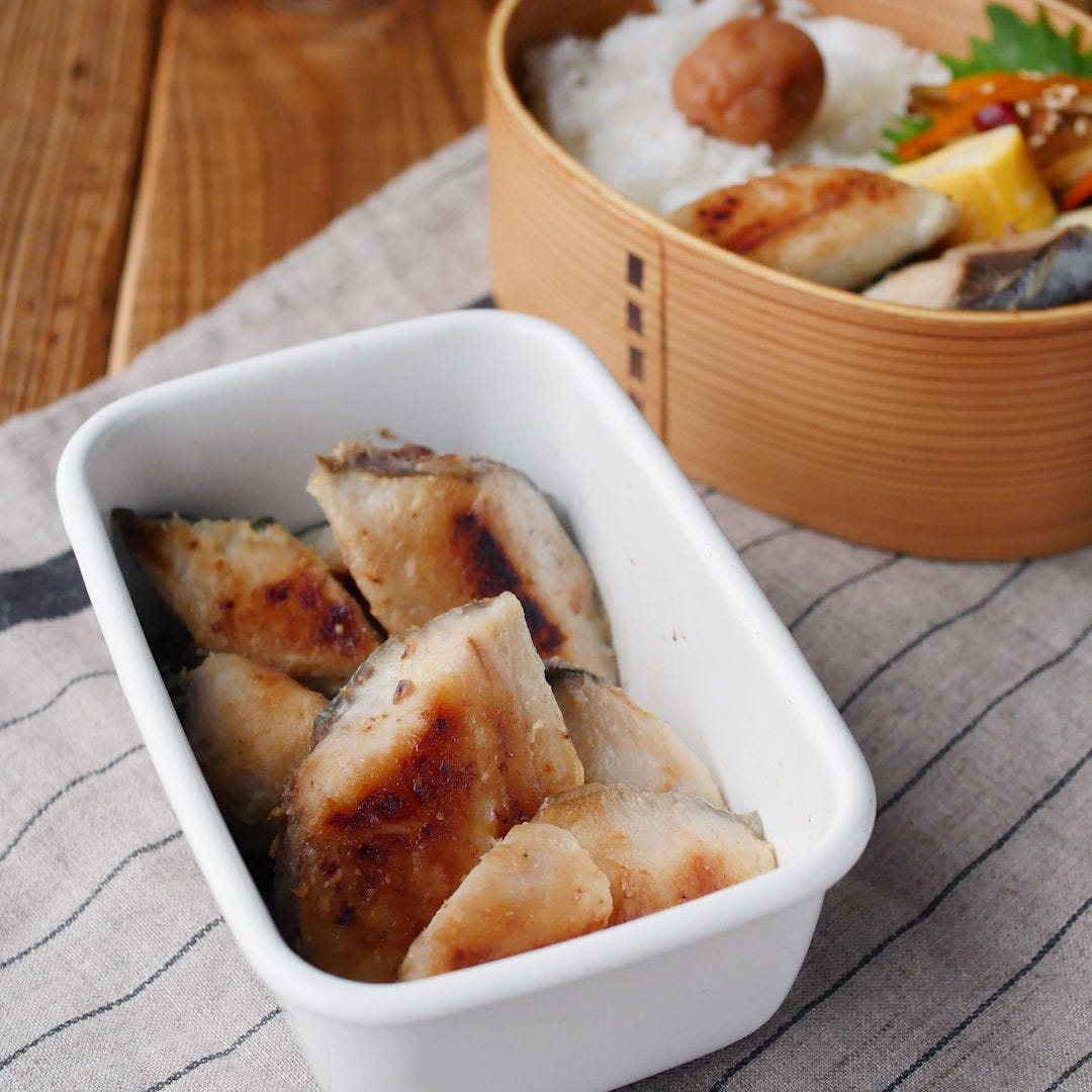 【作り置き】メイン食材1つで簡単。さわらの西京焼き