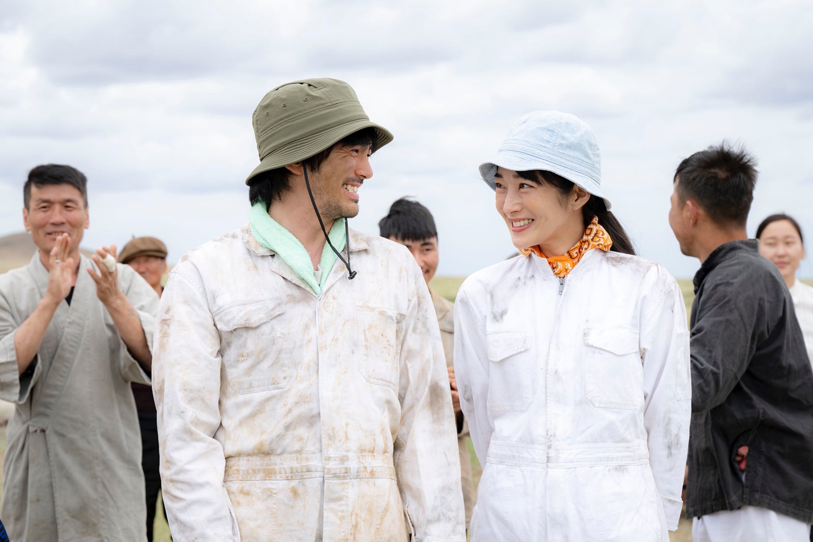 林遣都、高梨臨「VIVANT」第9話より（C）TBS