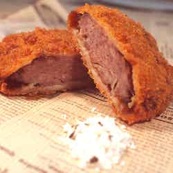 ジビエメンチ~トリュフ塩をまとって~/画像提供:横浜赤レンガ倉庫