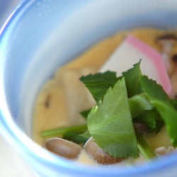 “茶碗蒸しコンプレックス”は卒業! レンジで簡単「豆乳茶碗蒸し」