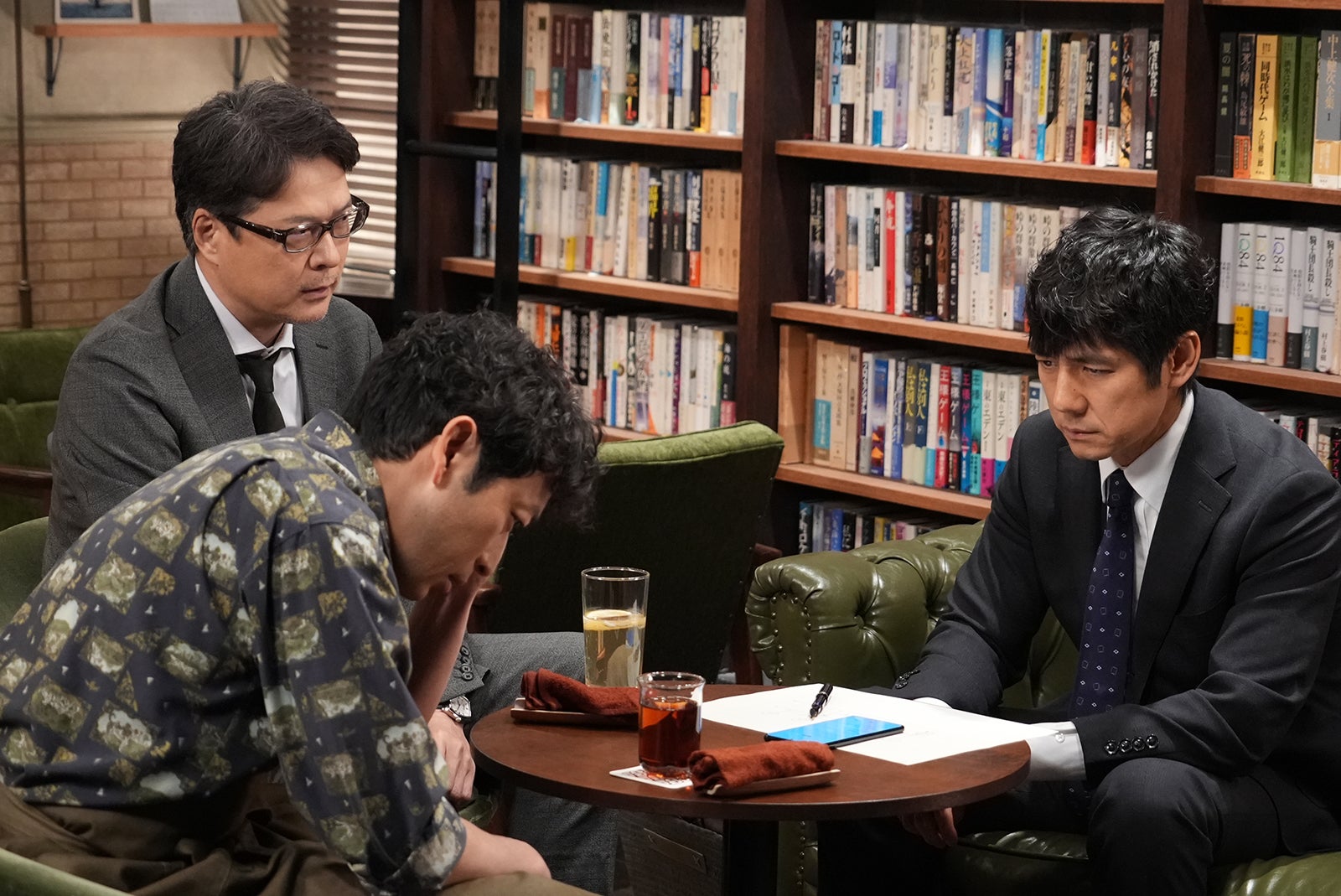田中哲司、迫田孝也、西島秀俊／「真犯人フラグ 真相編」第19話より（C）日本テレビ