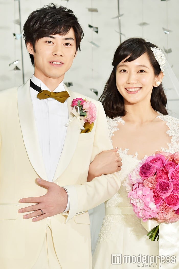 今なぜ話題 吉岡里帆 いさなみ夫妻 平沼ファナ ベアフットサンダル モデルプレス 今なぜ話題 吉岡里帆 いさなみ夫妻 平沼ファナ ベアフットサンダル モデルプレス
