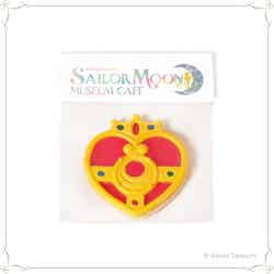 コンパクト アイシングクッキー コズミック・ハート・コンパクト680円(C)Naoko Takeuchi