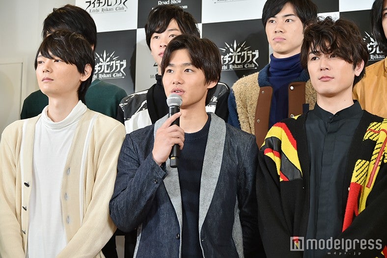 （左から）古川雄輝、野村周平、間宮祥太朗（C）モデルプレス