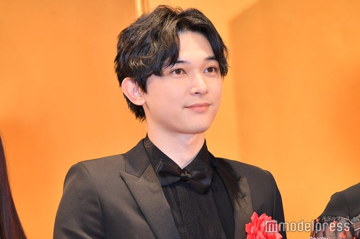 吉沢亮(C)モデルプレス
