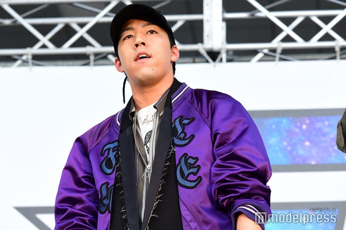 世界 (C)モデルプレス