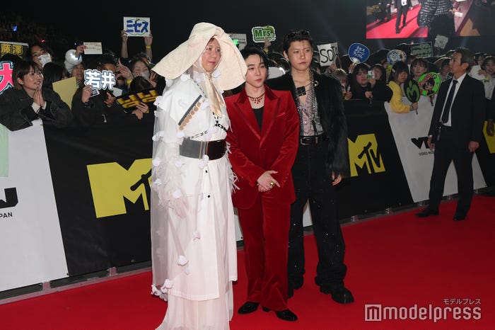 Mrs. GREEN APPLE/藤澤涼架、大森元貴、若井滉斗(C)モデルプレス