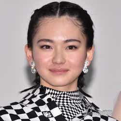 モデルプレス - 山田杏奈、監督指名でキャスティング「瞳がかなり印象的」<21世紀の女の子>
