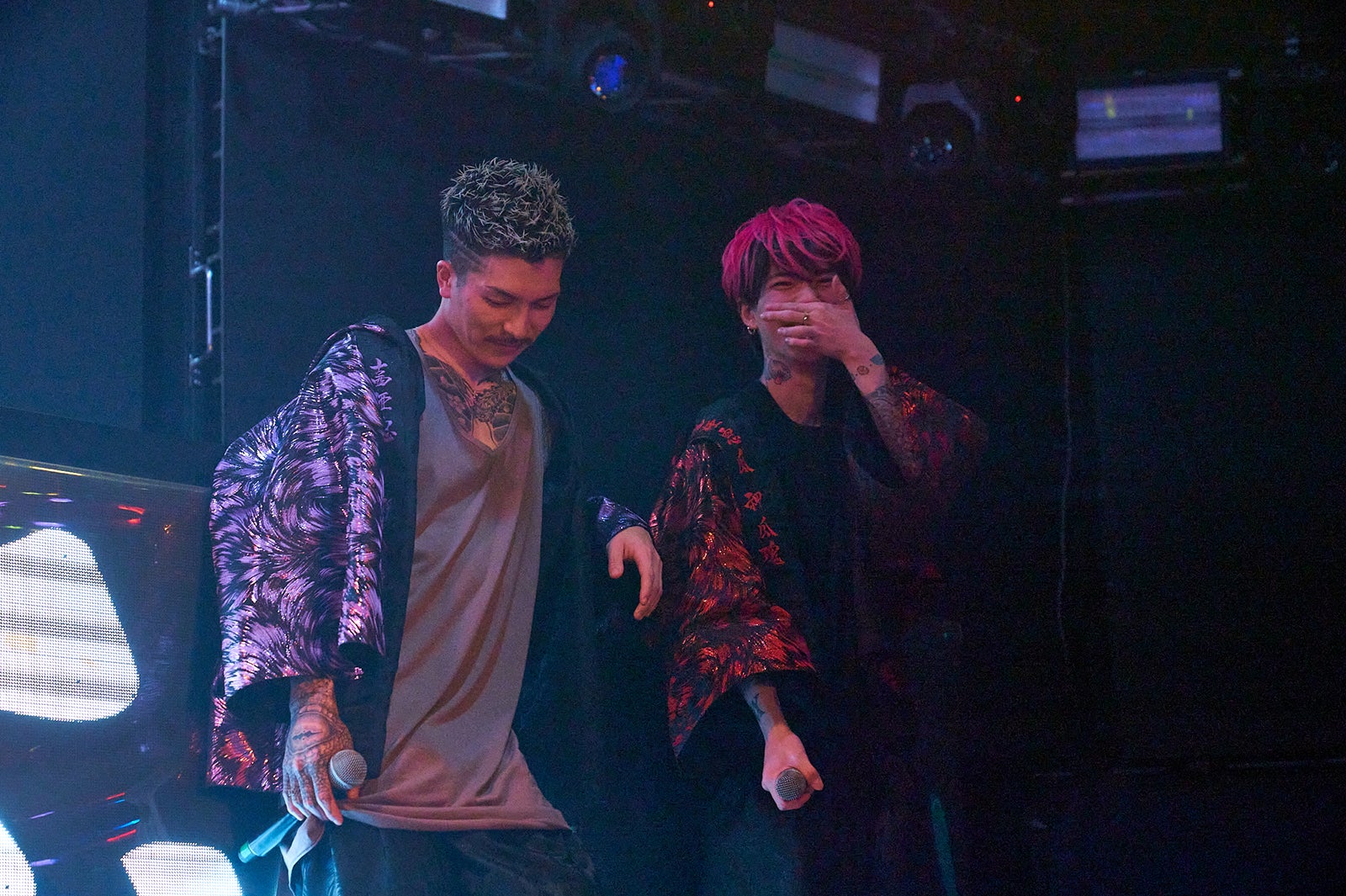 DJふぉい、DJまる「レペゼン恐怖のカウントダウンライブ ～ガチで生配信～」（提供写真）