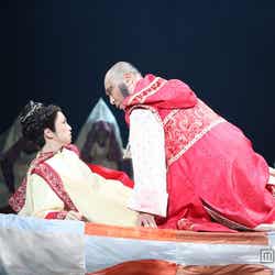 「シレンとラギ」の一場面