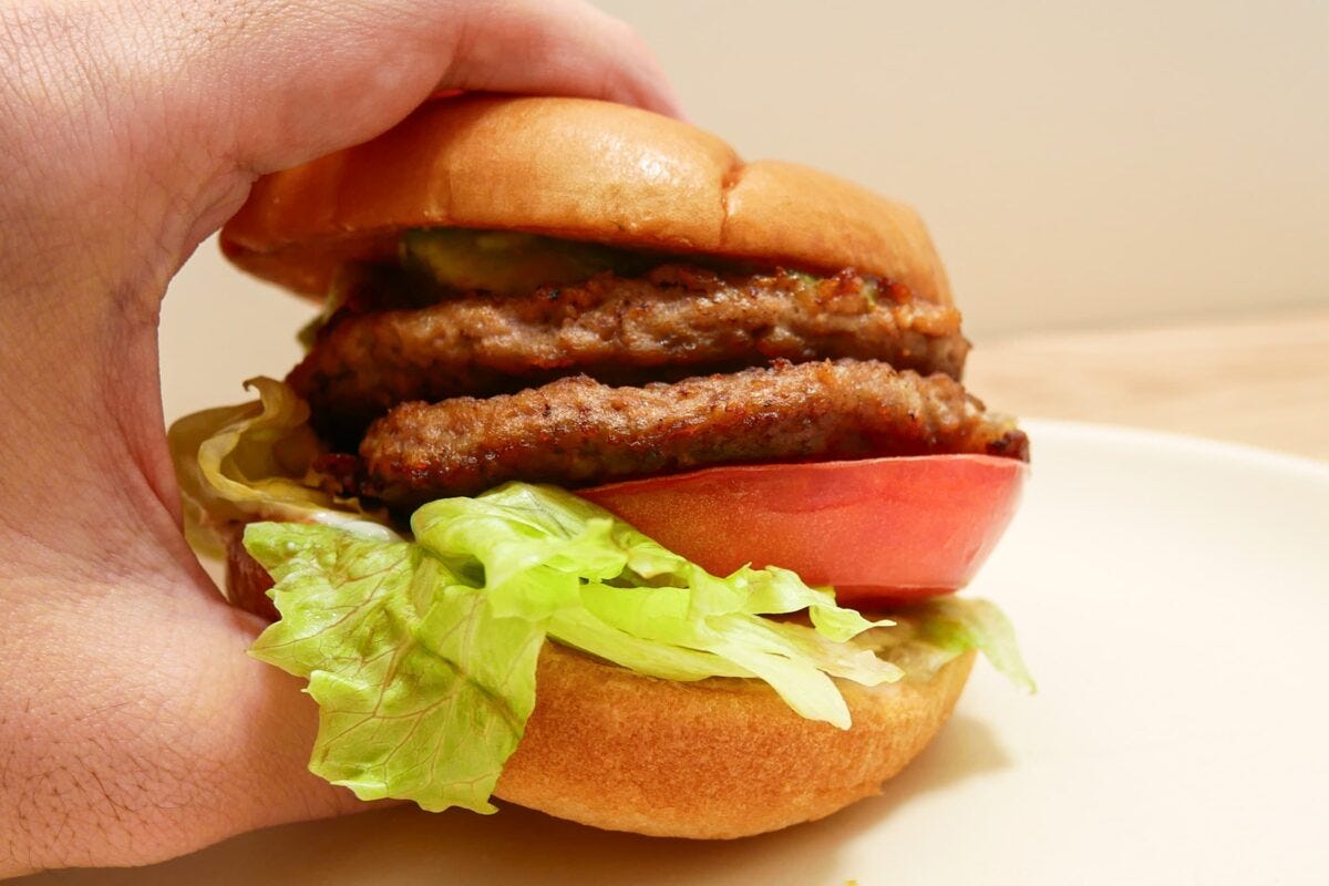 アボカドバーガー