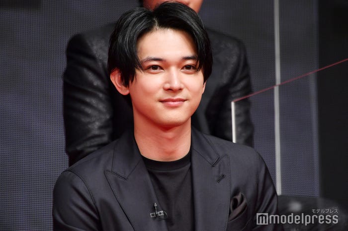 吉沢亮(C)モデルプレス