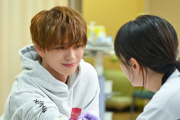 岩瀬洋志「北くんがかわいすぎて手に余るので、3人でシェアすることにしました。」第1話(C)カンテレ