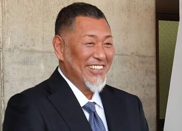 清原和博氏の誕生日 元妻が家族写真入りケーキで祝福「清原さん 還暦までの一年…お供します」長男、次男の姿も