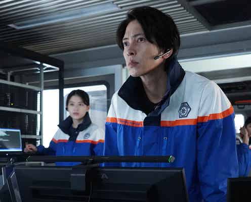 【ブルーモーメント 最終話】晴原、台風迫る東京へ 急激な暴風が彩らを襲う