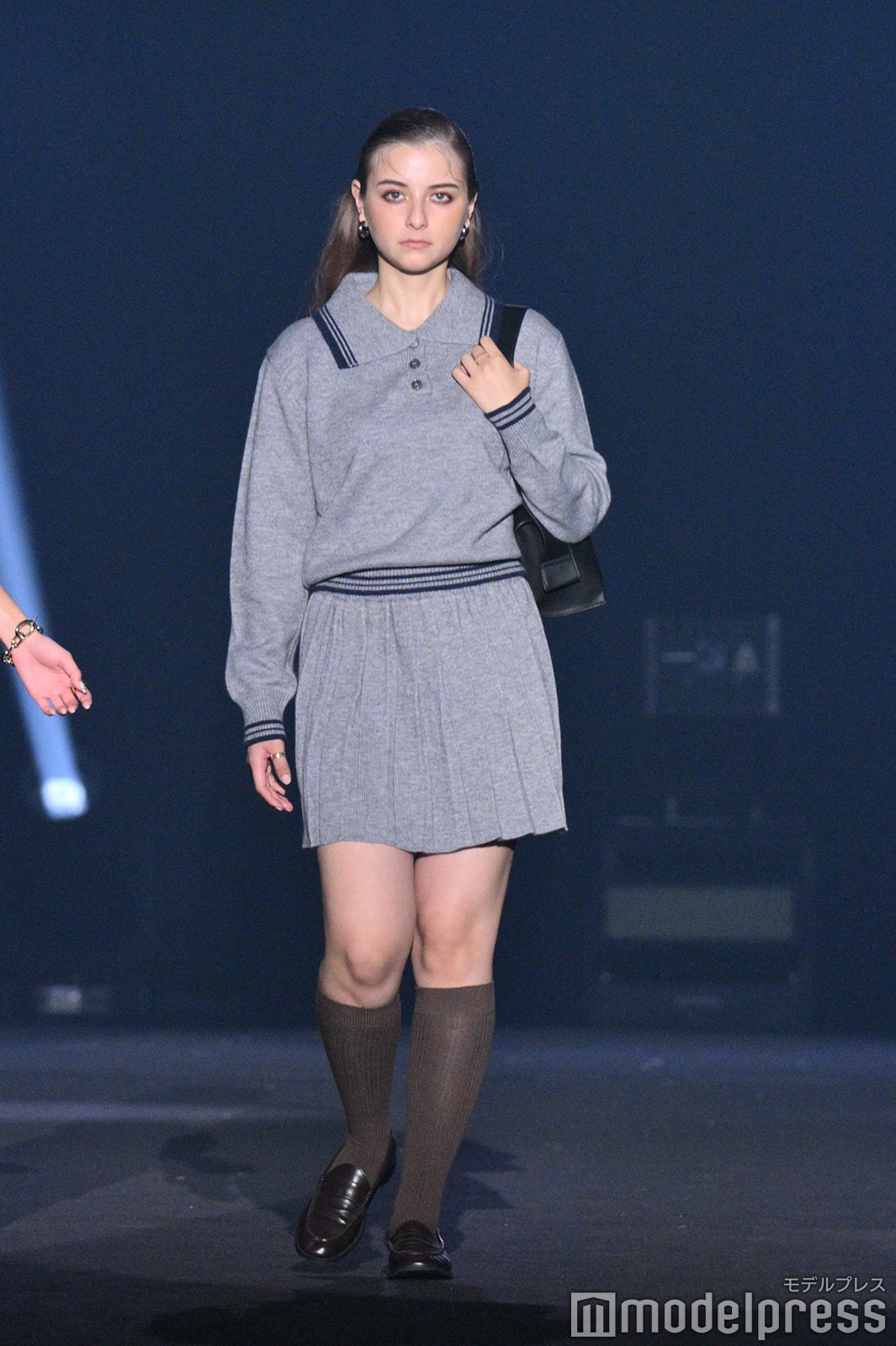 （C）モデルプレス