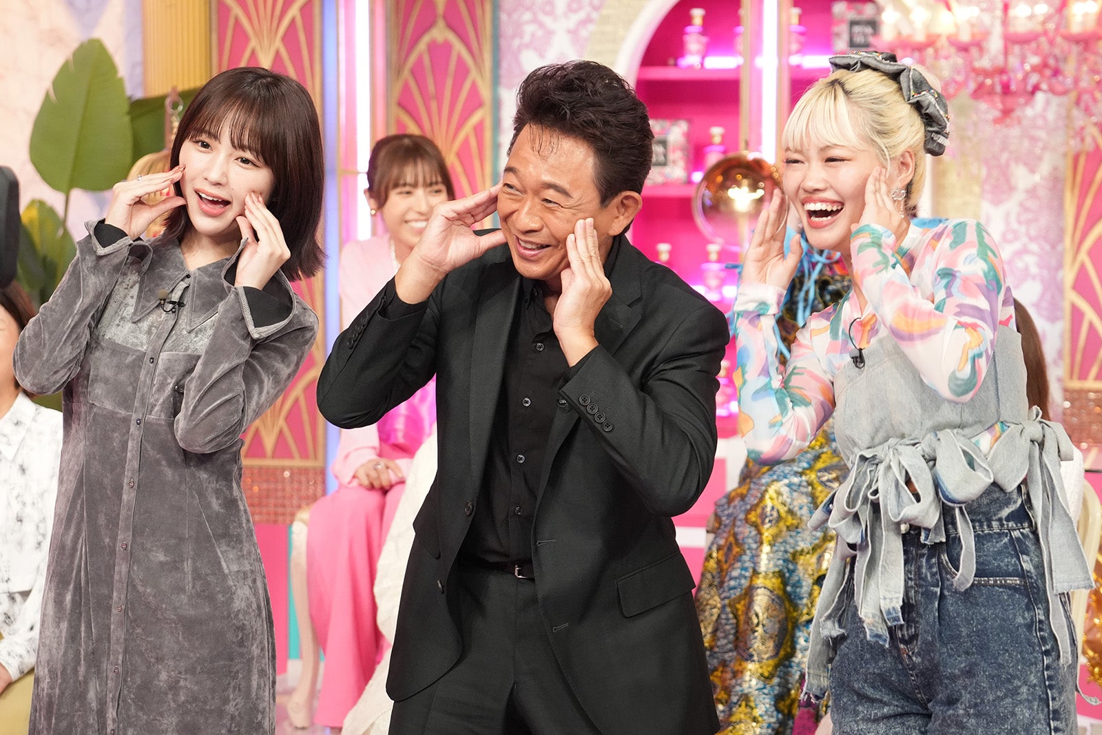 なえなの、城島茂、ゆめぽて（C）日本テレビ