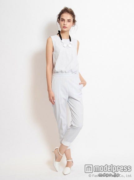 バックオープンオールインワン「snidel」16,200円(税込)