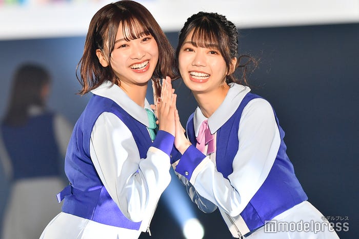 富田鈴花、高本彩花(C)モデルプレス