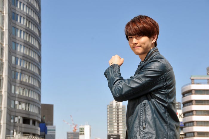 稲葉友(C)2017『N.Y.マックスマン』製作委員会