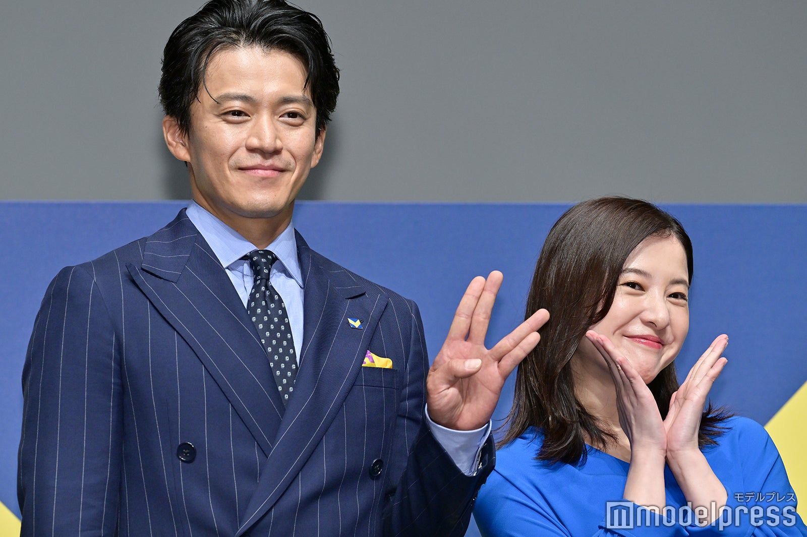 小栗旬、吉高由里子（C）モデルプレス