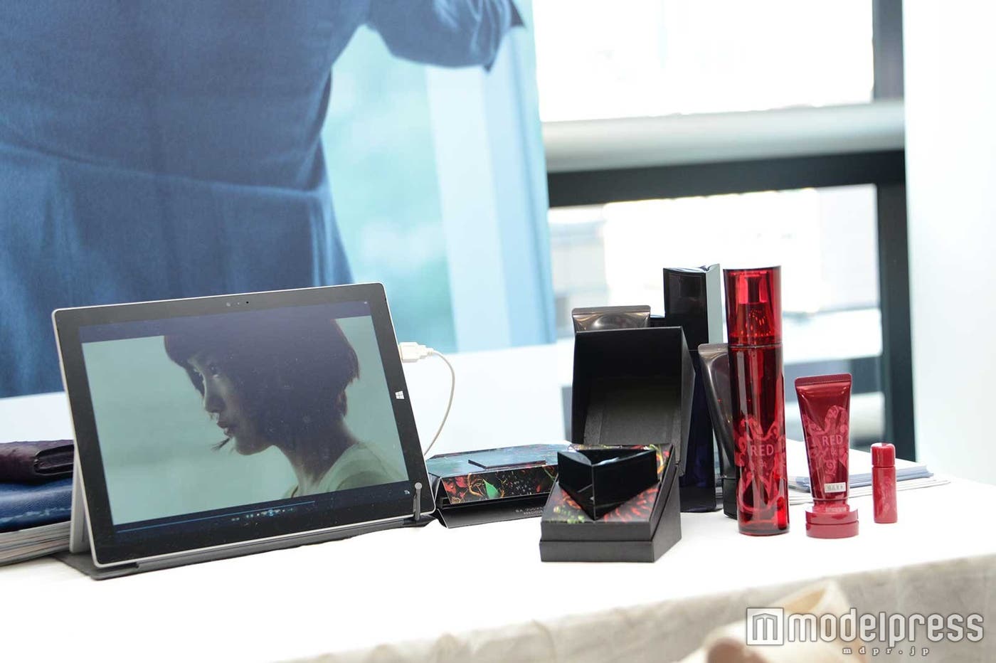 新たなスタートは美容のプロとして(C)モデルプレス