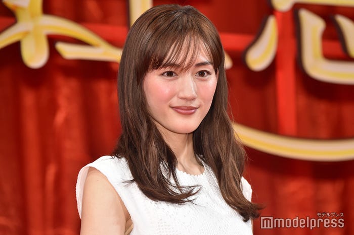 綾瀬はるか(C)モデルプレス