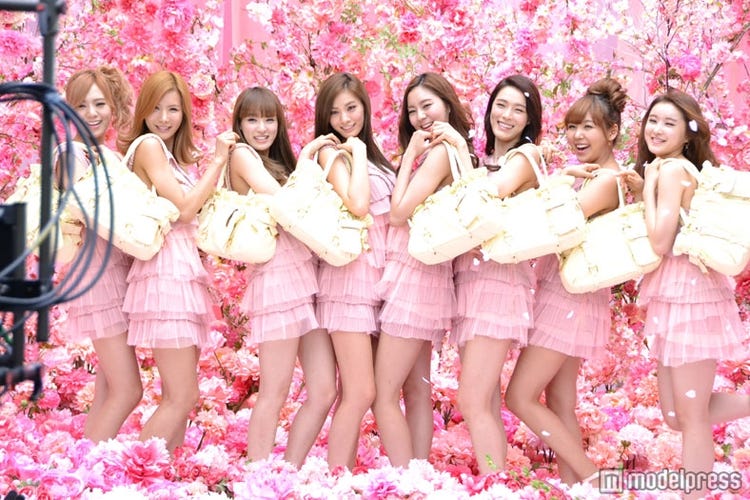 Afterschool ミニワンピで美脚炸裂 サマンサタバサ Cm撮影現場に密着 モデルプレス Afterschool ミニワンピで美脚炸裂 サマンサタバサ Cm撮影現場に密着 モデルプレス