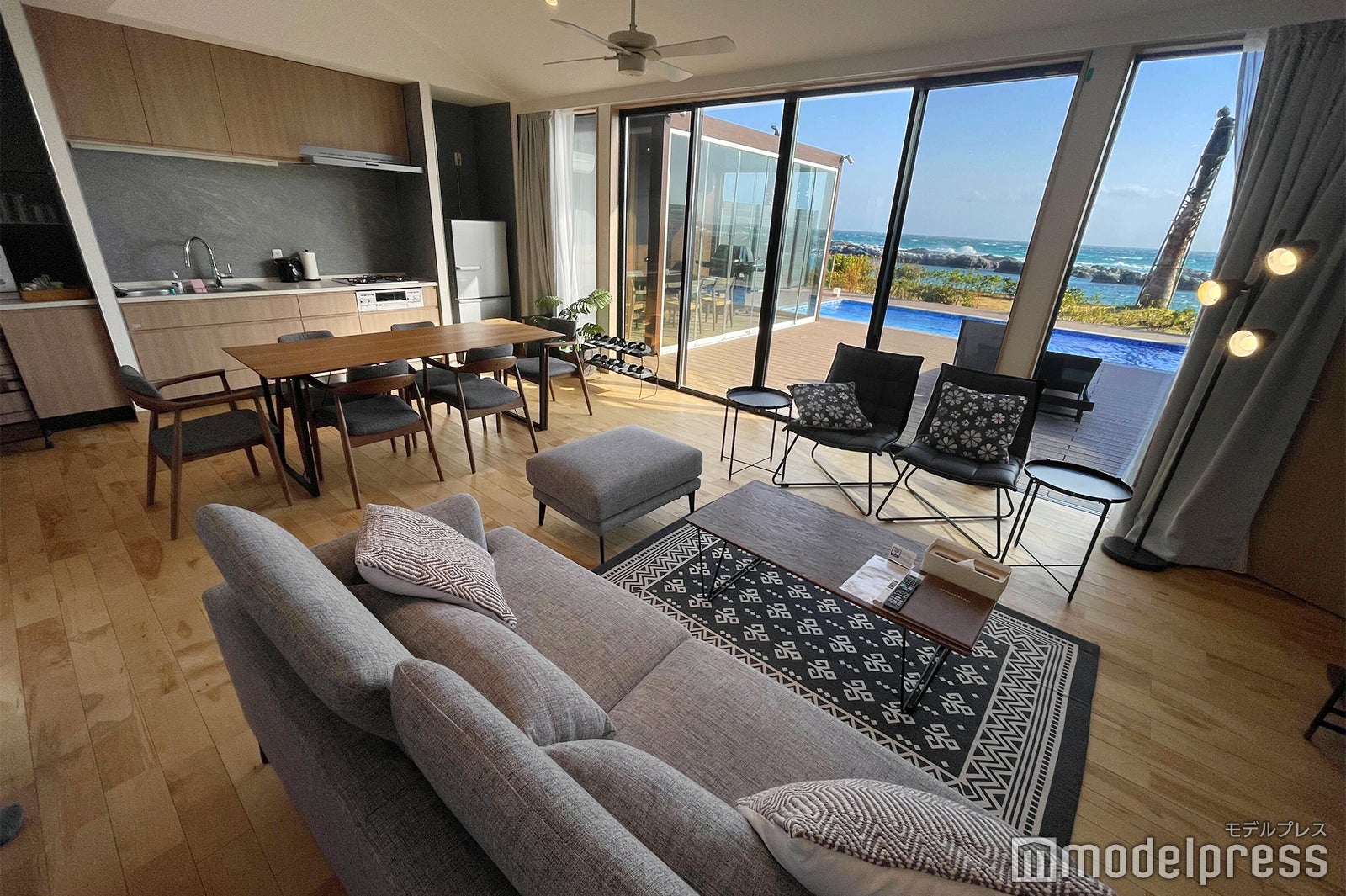 千葉「ヴィラ藍水」海一望のプール＆温泉付きでリゾートムード満点！＜体験レポ＞