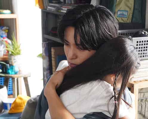 「海のはじまり」夏(目黒蓮)、海(泉谷星奈)とのハグシーンの“手”に注目集まる「変化に号泣」「パパの顔だった」