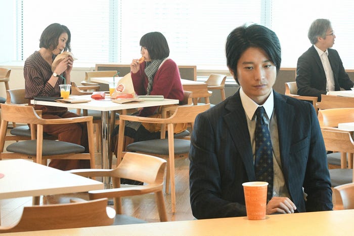 瀬戸朝香、吉岡里帆、向井理/「きみが心に棲みついた」第3話より(C)TBS