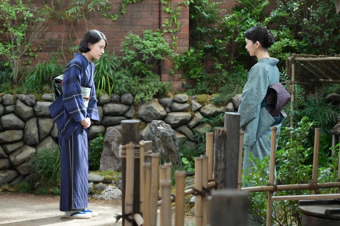 上坂樹里、見上愛「風、薫る」第118話(C)NHK