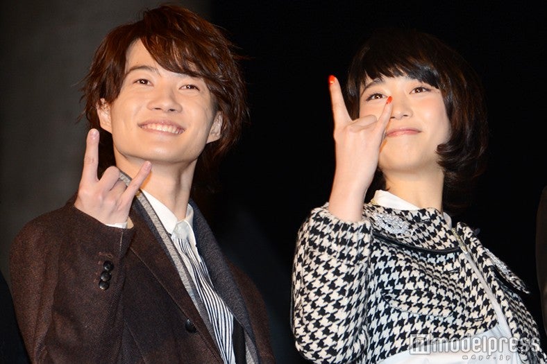 （左より）神木隆之介、森川葵（C）モデルプレス