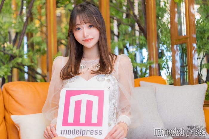 月野るり「桃李」(C)モデルプレス