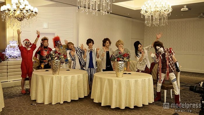 豪華ヴィジュアル系バンドのメンバーが集結(C)関西テレビ