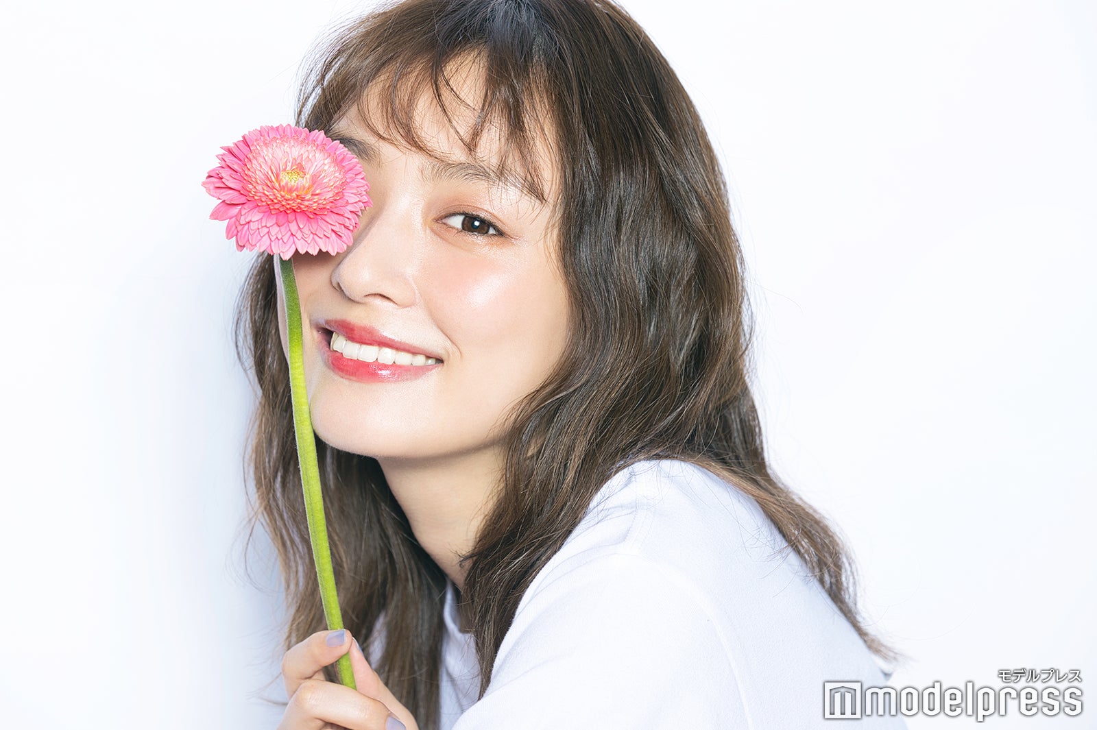 LvhjAZ1wrVAL41YnPdBta81opWEFNC