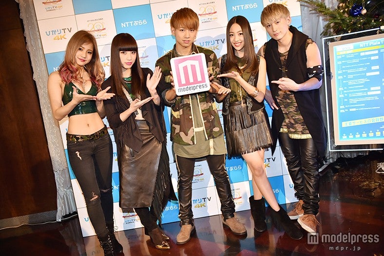 lol／左から：hibiki、honoka、佐藤友祐、moca、小見山直人