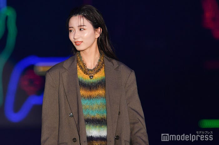 岡崎紗絵 (C)モデルプレス