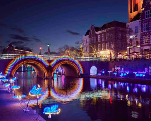 ハウステンボス「カナルアートフェスティバル」運河周辺で幻想的な光のアート輝く