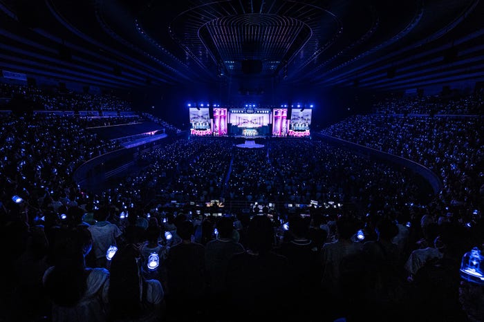 ILLIT「2025 ILLIT GLITTER DAY IN JAPAN」(P)&(C)BELIFT LAB Inc.