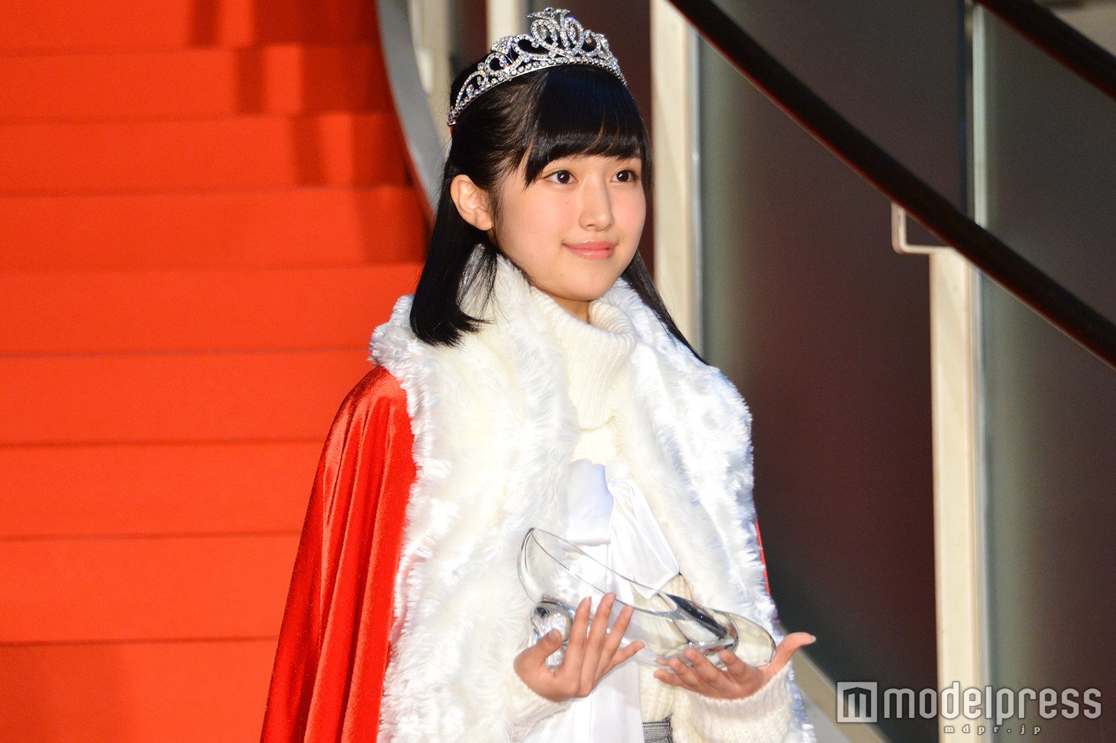 長澤まさみらに続く シンデレラ 決定 上白石萌音 萌歌 山崎紘菜も絶賛の15歳 モデルプレス