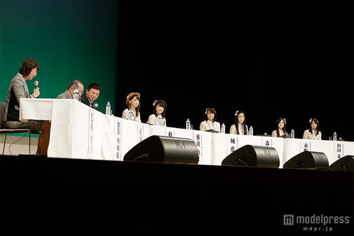 「『誰かのために』プロジェクト」/2015年、兵庫県神戸市を訪問(C)AKS