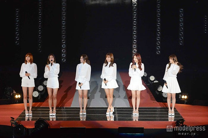 「GirlsAward 2015 SPRING/SUMMER」に出演したApink
